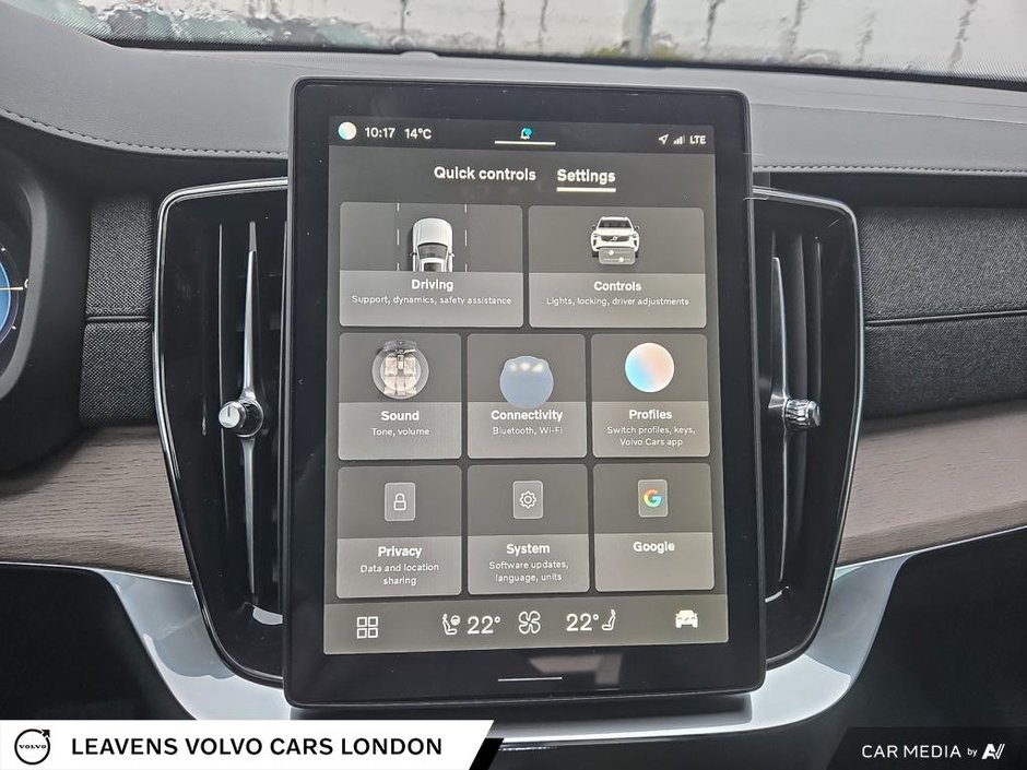 2025 Volvo XC90 PLUG-IN HYBRID CORE BRIGHT THEME-27