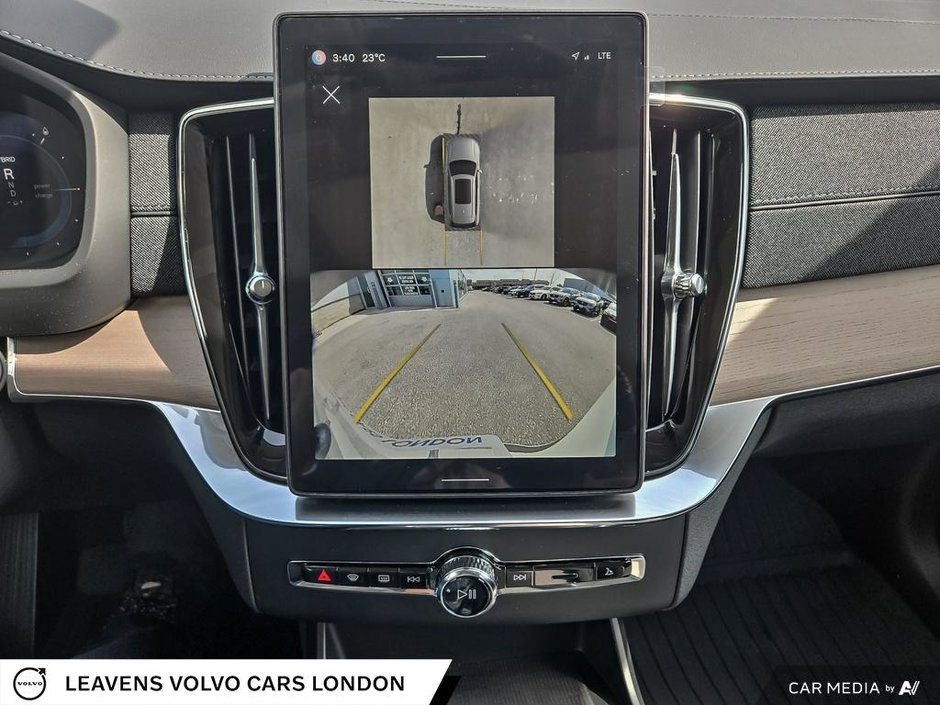 2025 Volvo XC90 PLUG-IN HYBRID PLUS BRIGHT THEME-18