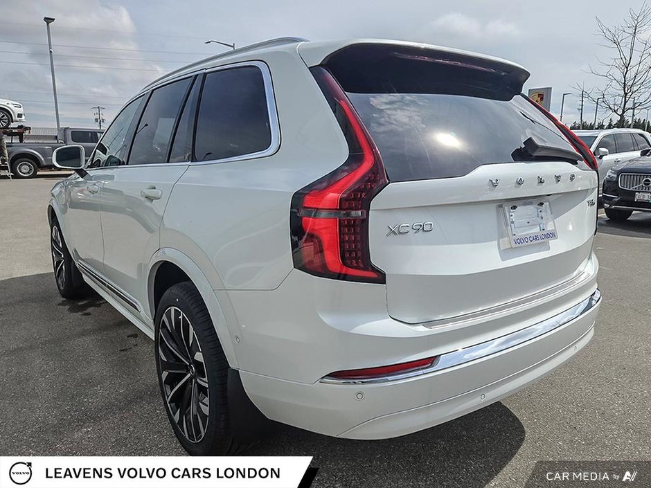 2025 Volvo XC90 PLUG-IN HYBRID PLUS BRIGHT THEME-10