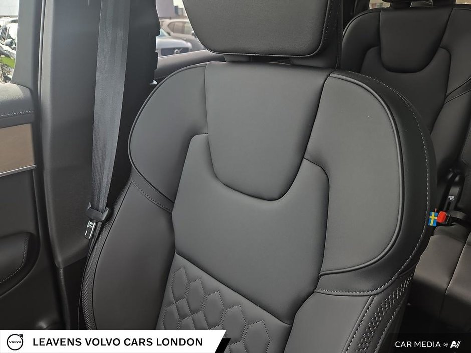 2025 Volvo XC90 PLUG-IN HYBRID PLUS BRIGHT THEME-19