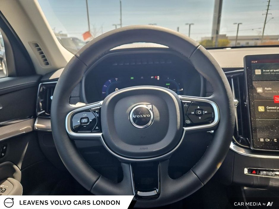 2025 Volvo XC90 PLUG-IN HYBRID PLUS BRIGHT THEME-13