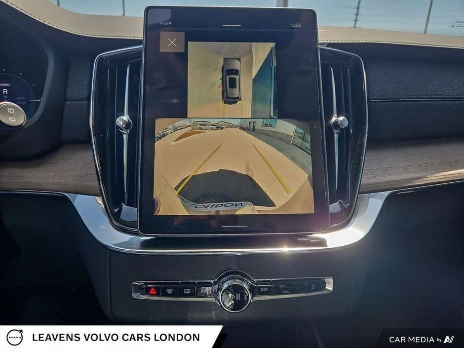 2025 Volvo XC90 PLUG-IN HYBRID PLUS BRIGHT THEME-18