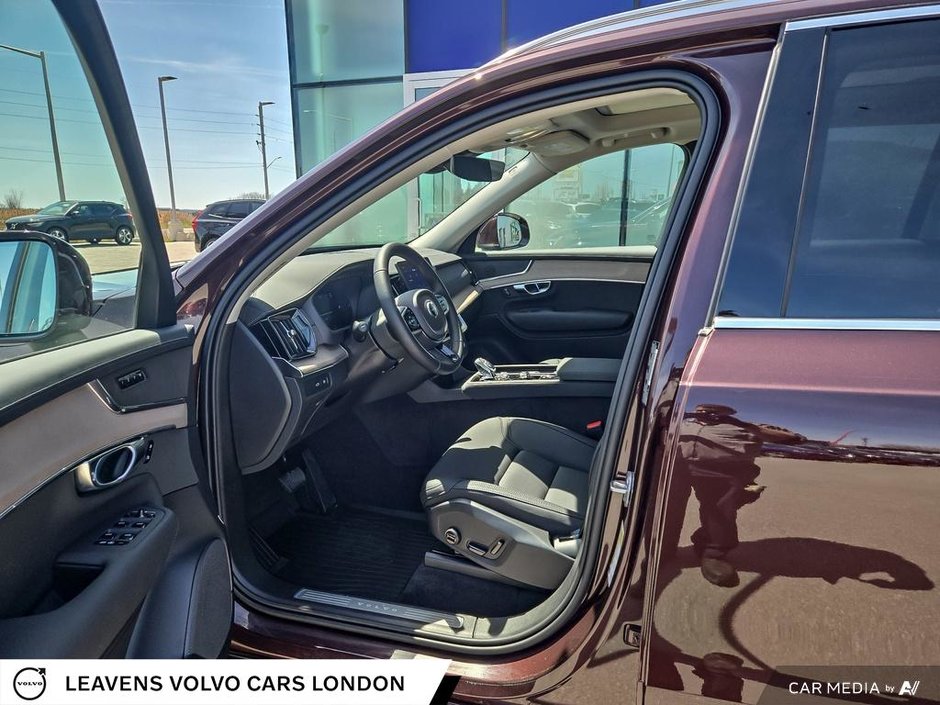 2025 Volvo XC90 PLUG-IN HYBRID PLUS BRIGHT THEME-25
