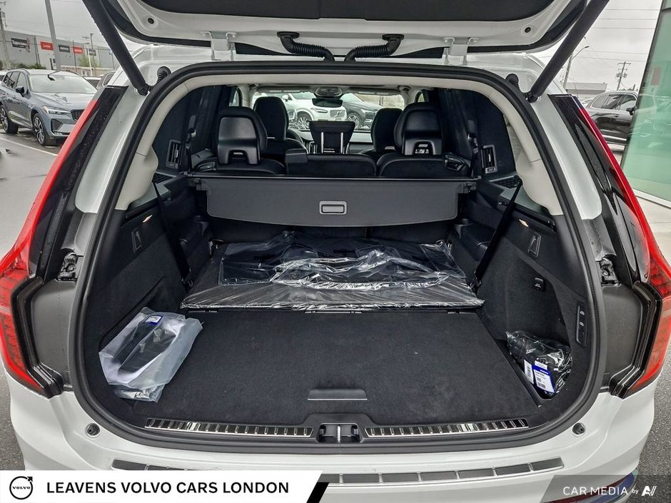 2025 Volvo XC90 PLUG-IN HYBRID ULTRA BRIGHT THEME-11
