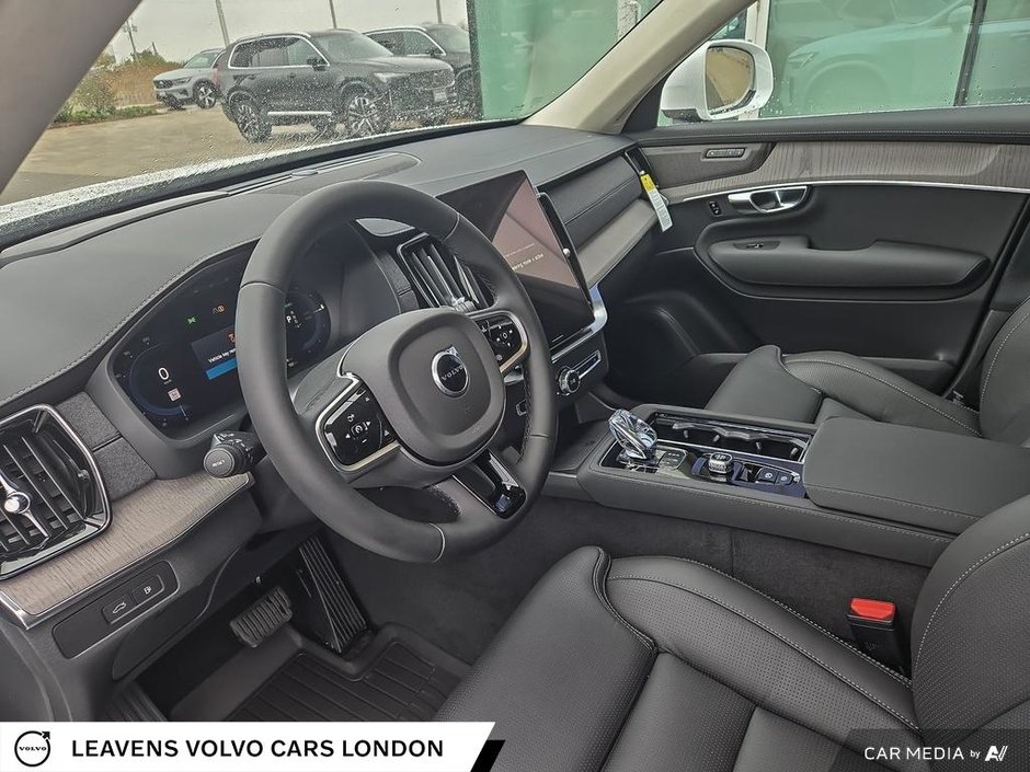 2025 Volvo XC90 PLUG-IN HYBRID ULTRA BRIGHT THEME-12