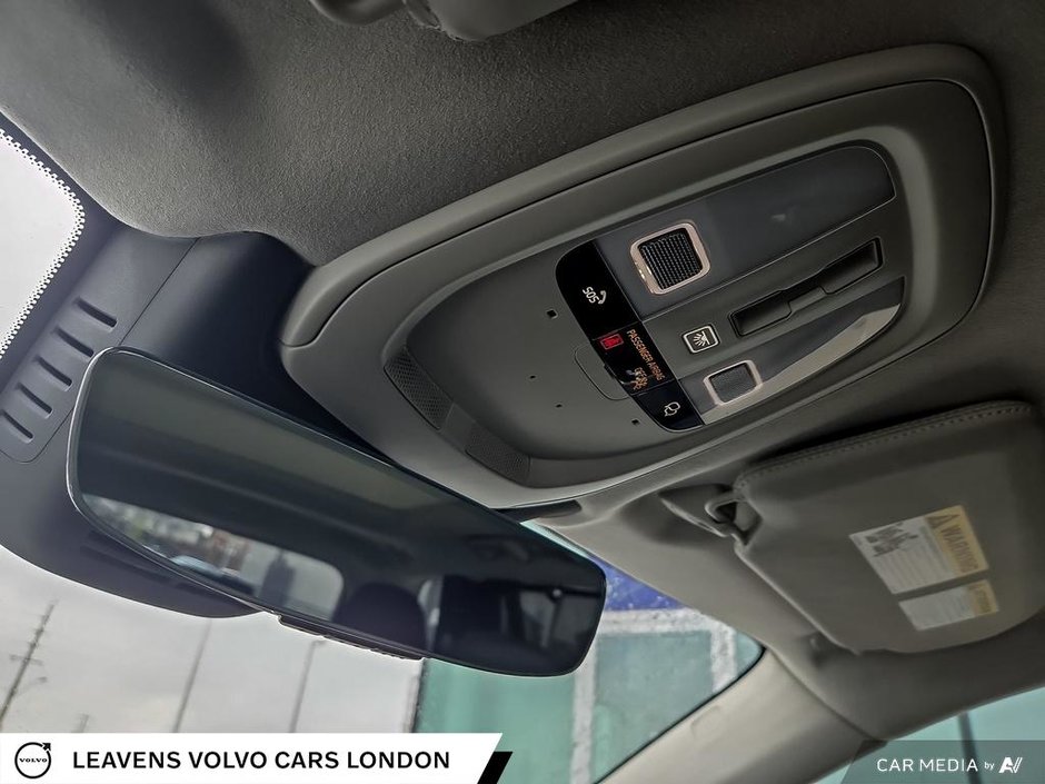 2025 Volvo XC90 PLUG-IN HYBRID ULTRA BRIGHT THEME-20