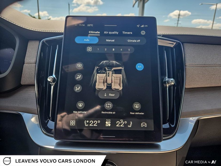 2026 Volvo XC90 Plug-In Hybrid PLUS DARK THEME-29