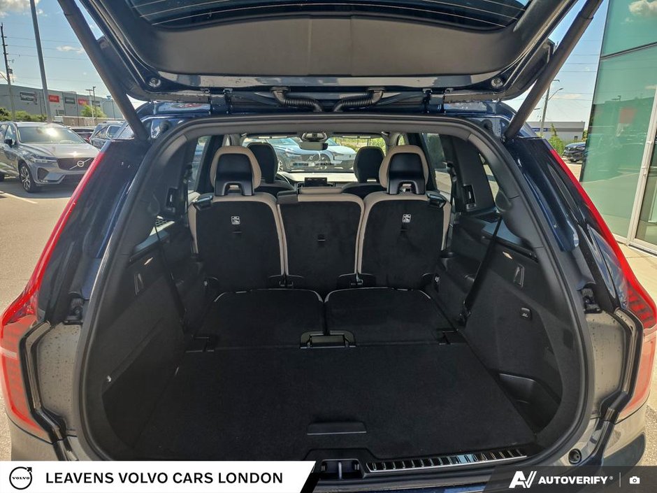 2026 Volvo XC90 PLUG-IN HYBRID PLUS DARK THEME-11