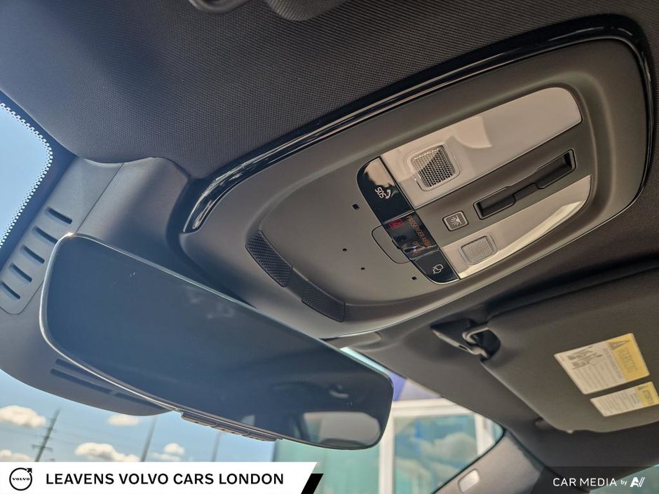 2026 Volvo XC90 Plug-In Hybrid PLUS DARK THEME-20