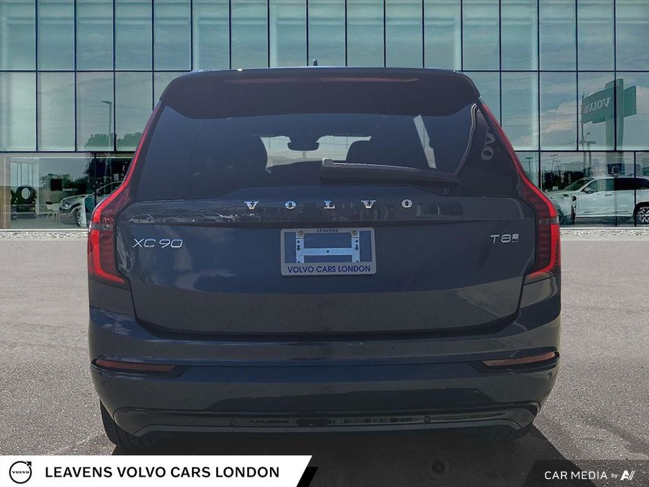 2026 Volvo XC90 Plug-In Hybrid PLUS DARK THEME-4