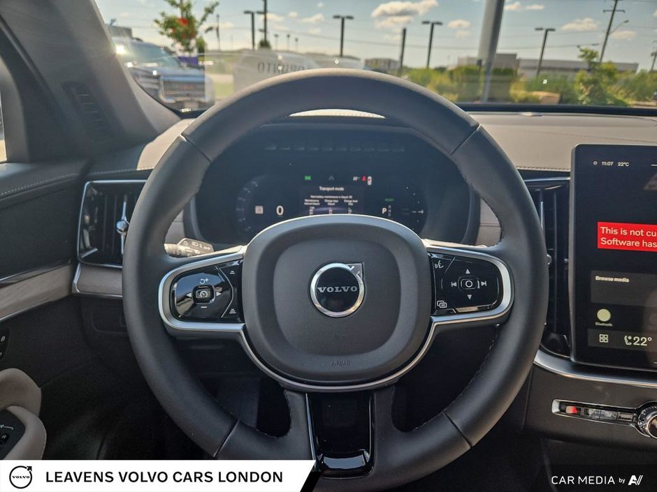 2026 Volvo XC90 Plug-In Hybrid PLUS DARK THEME-13
