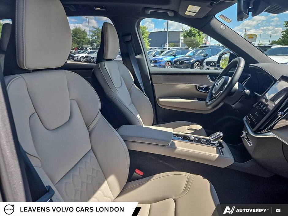 2026 Volvo XC90 PLUG-IN HYBRID PLUS DARK THEME-21