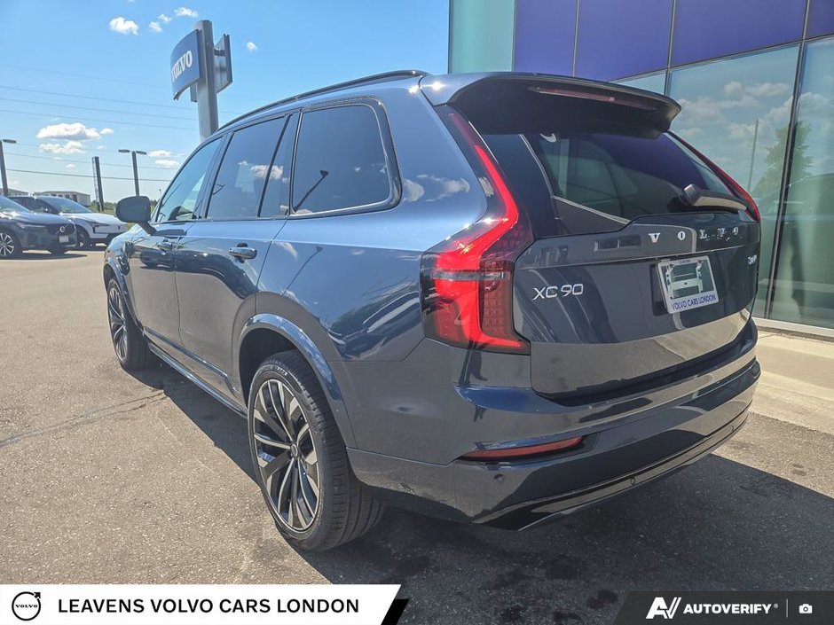 2026 Volvo XC90 PLUG-IN HYBRID PLUS DARK THEME-10