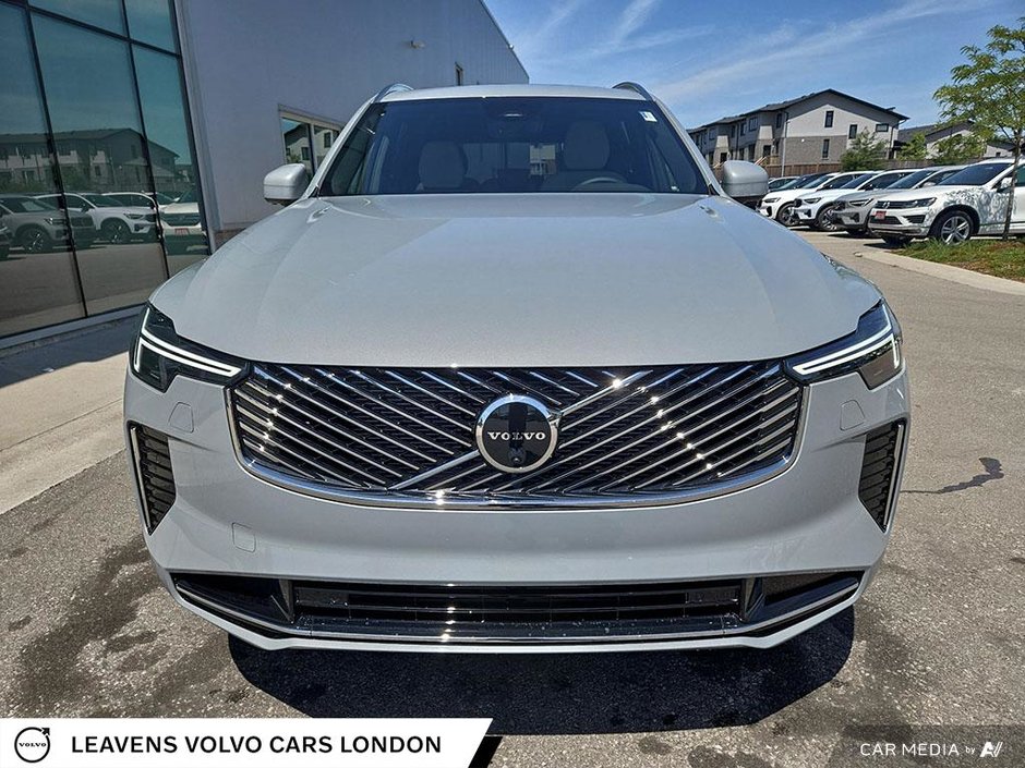 2026 Volvo XC90 Plug-In Hybrid PLUS BRIGHT THEME-5