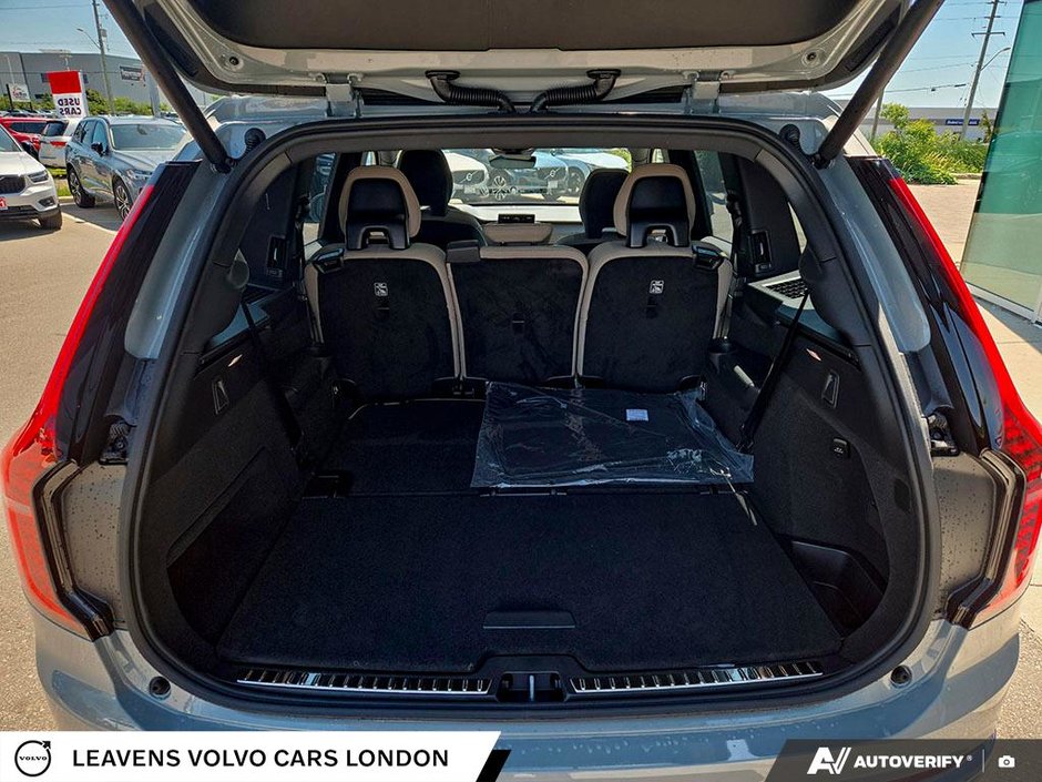 2026 Volvo XC90 PLUG-IN HYBRID PLUS BRIGHT THEME-11