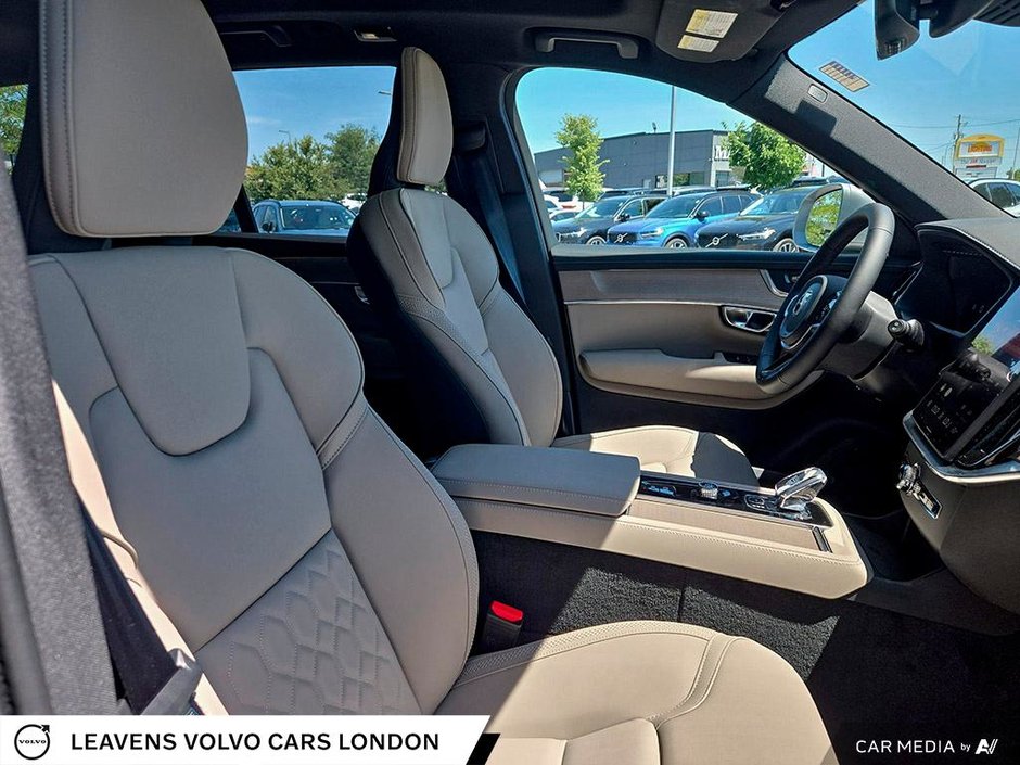 2026 Volvo XC90 Plug-In Hybrid PLUS BRIGHT THEME-26