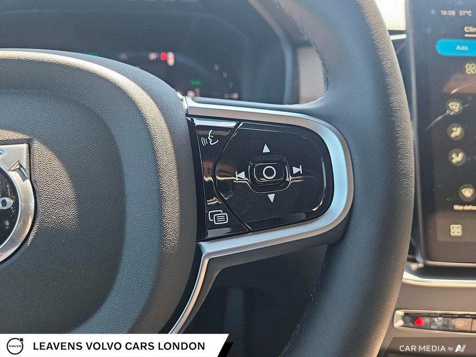 2026 Volvo XC90 Plug-In Hybrid PLUS BRIGHT THEME-16