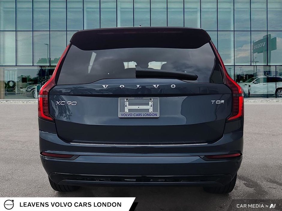 2026 Volvo XC90 Plug-In Hybrid PLUS DARK THEME-4