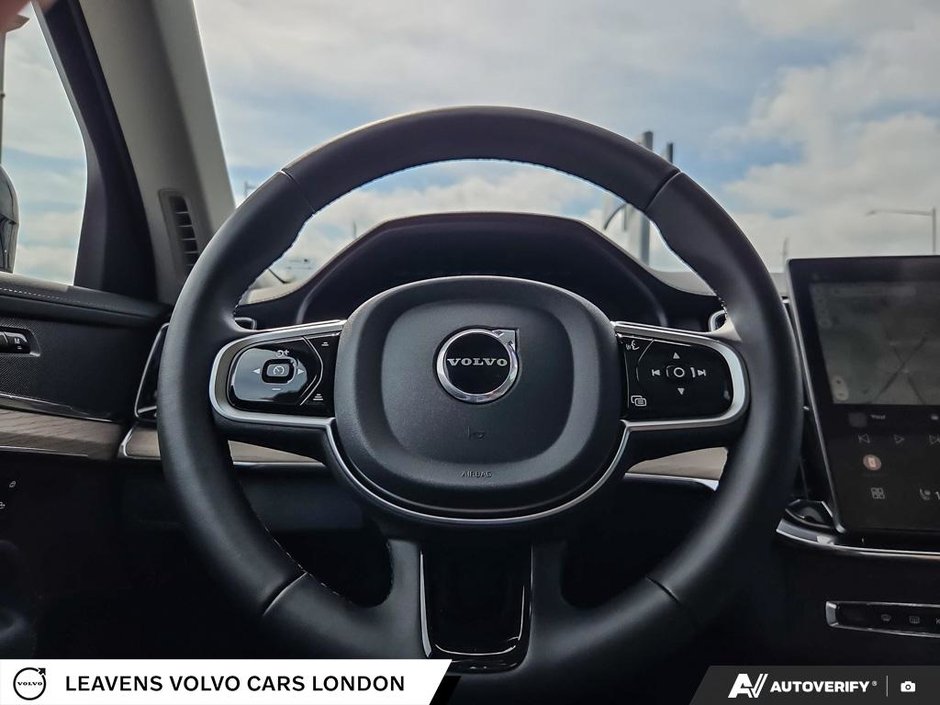 2026 Volvo XC90 PLUG-IN HYBRID PLUS DARK THEME-13