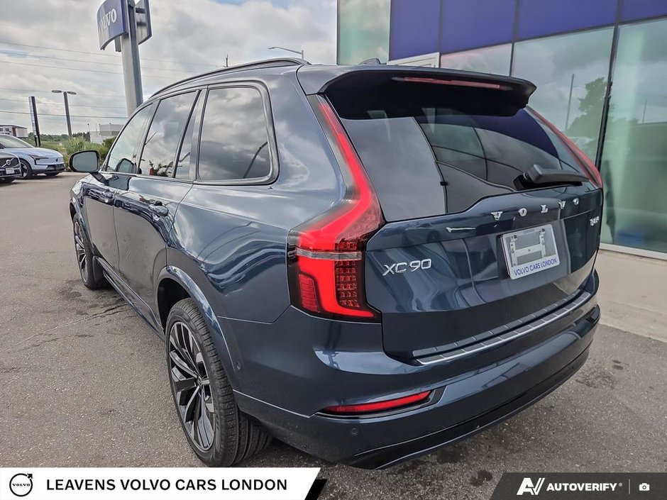 2026 Volvo XC90 PLUG-IN HYBRID PLUS DARK THEME-10