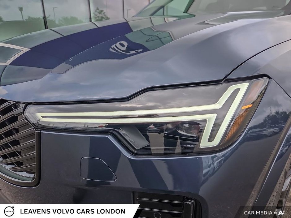 2026 Volvo XC90 Plug-In Hybrid PLUS DARK THEME-7