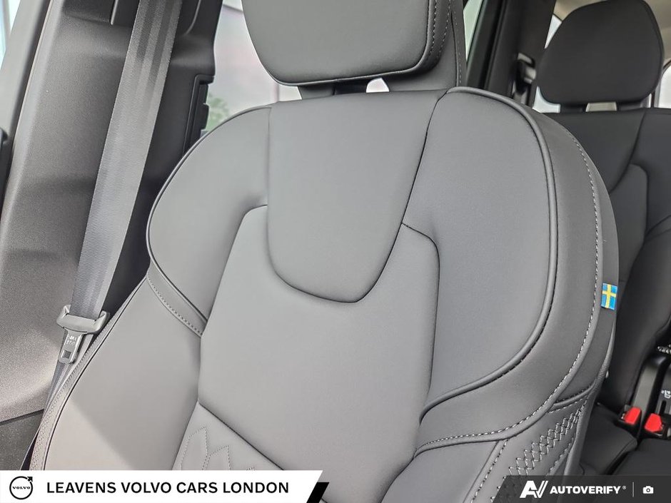 2026 Volvo XC90 PLUG-IN HYBRID PLUS DARK THEME-19