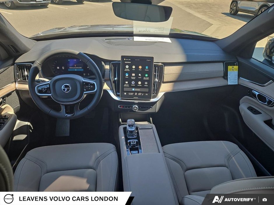 2026 Volvo XC90 PLUG-IN HYBRID PLUS DARK THEME-23