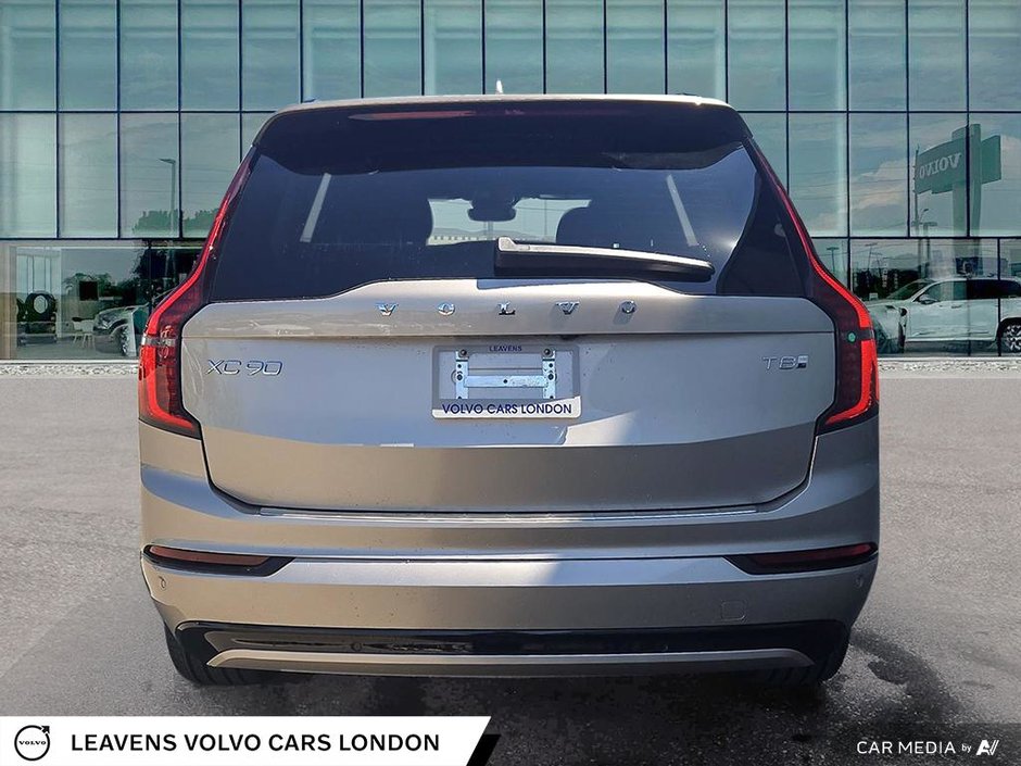 2026 Volvo XC90 Plug-In Hybrid PLUS DARK THEME-4