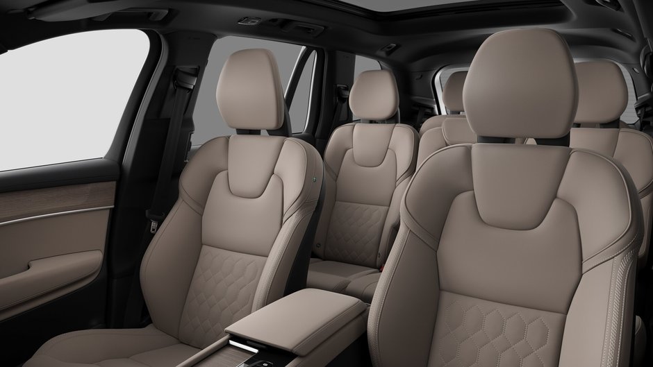 2026 Volvo XC90 PLUG-IN HYBRID PLUS DARK THEME-11