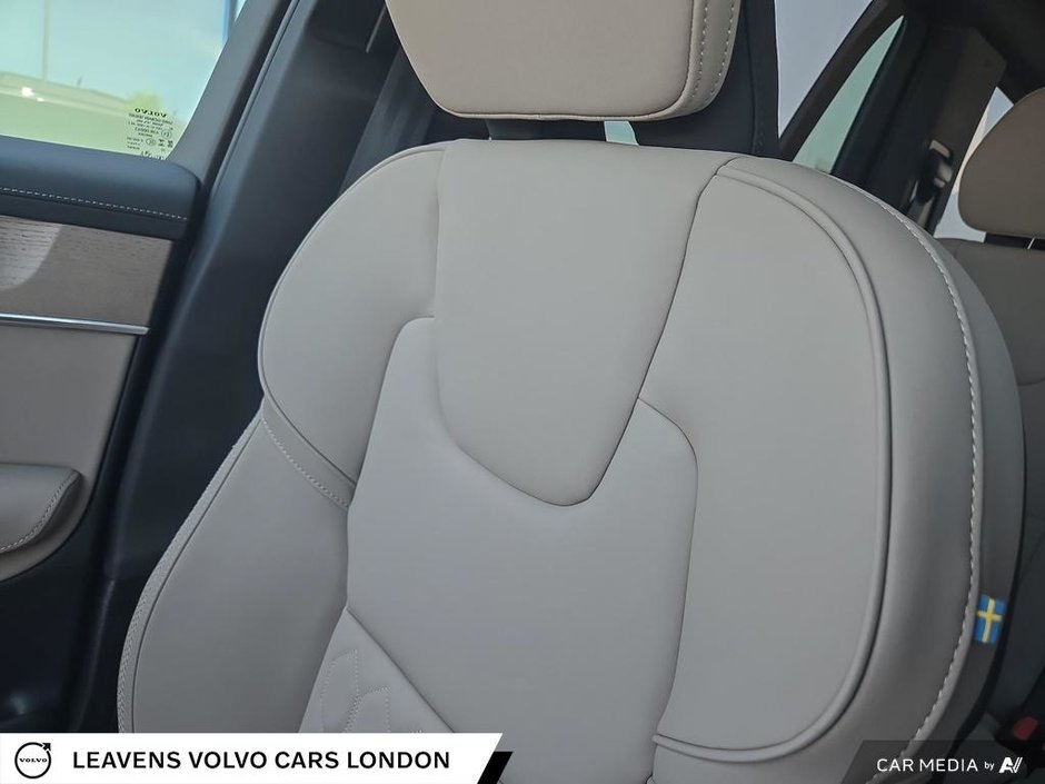 2026 Volvo XC90 Plug-In Hybrid PLUS DARK THEME-19
