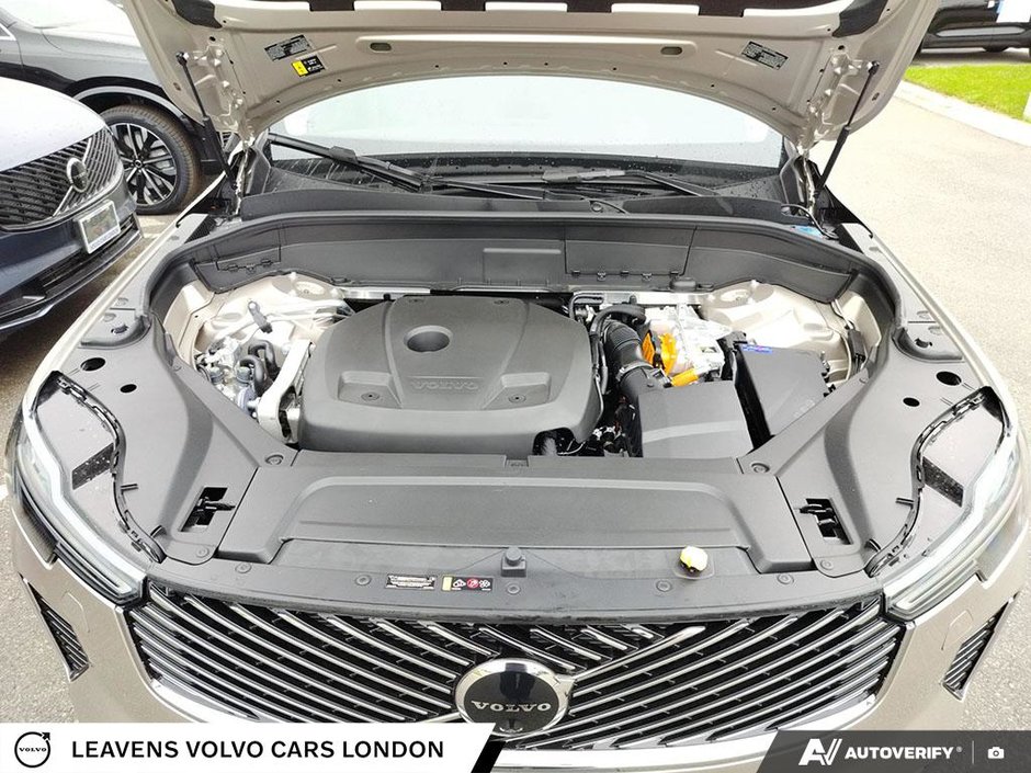 2026 Volvo XC90 Plug-In Hybrid PLUS BRIGHT THEME-9