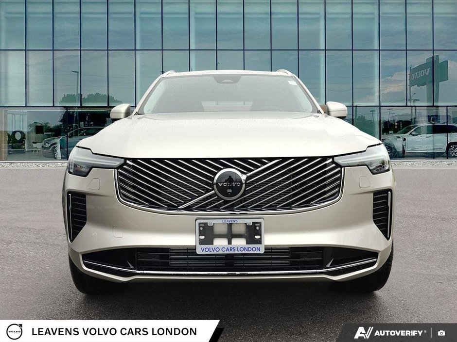 2026 Volvo XC90 Plug-In Hybrid PLUS BRIGHT THEME-1