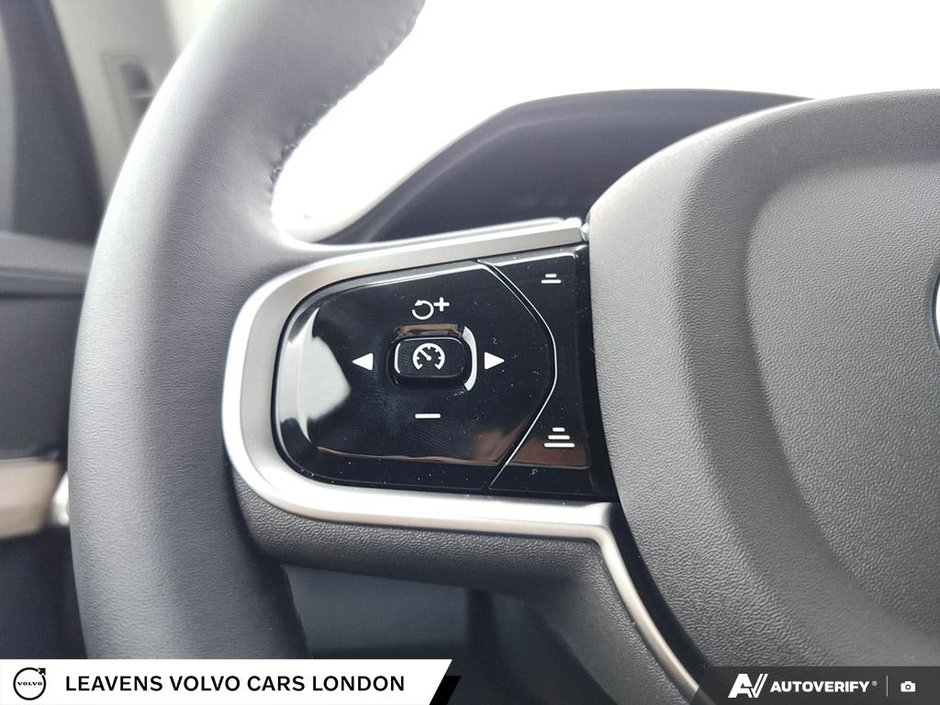 2026 Volvo XC90 Plug-In Hybrid PLUS BRIGHT THEME-17
