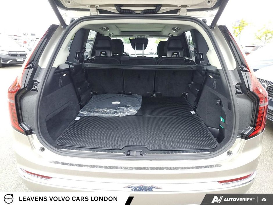 2026 Volvo XC90 Plug-In Hybrid PLUS BRIGHT THEME-11