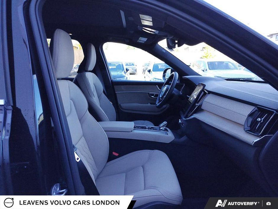 2026 Volvo XC90 PLUG-IN HYBRID CORE BRIGHT THEME-25