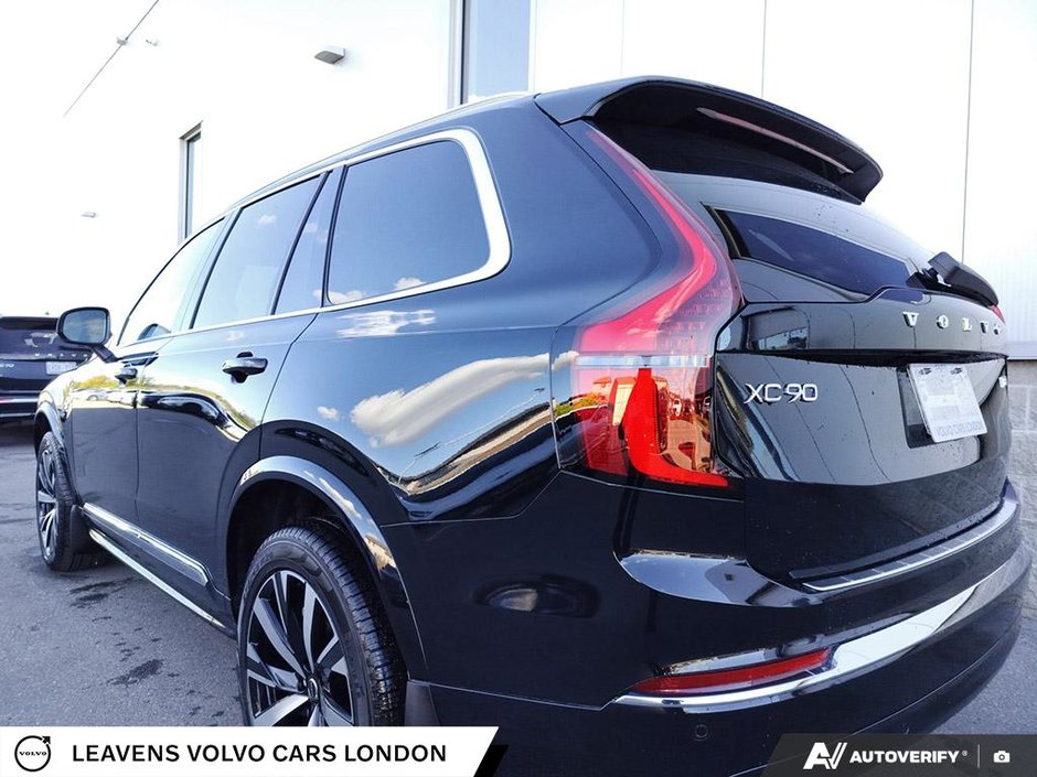 2026 Volvo XC90 PLUG-IN HYBRID CORE BRIGHT THEME-11