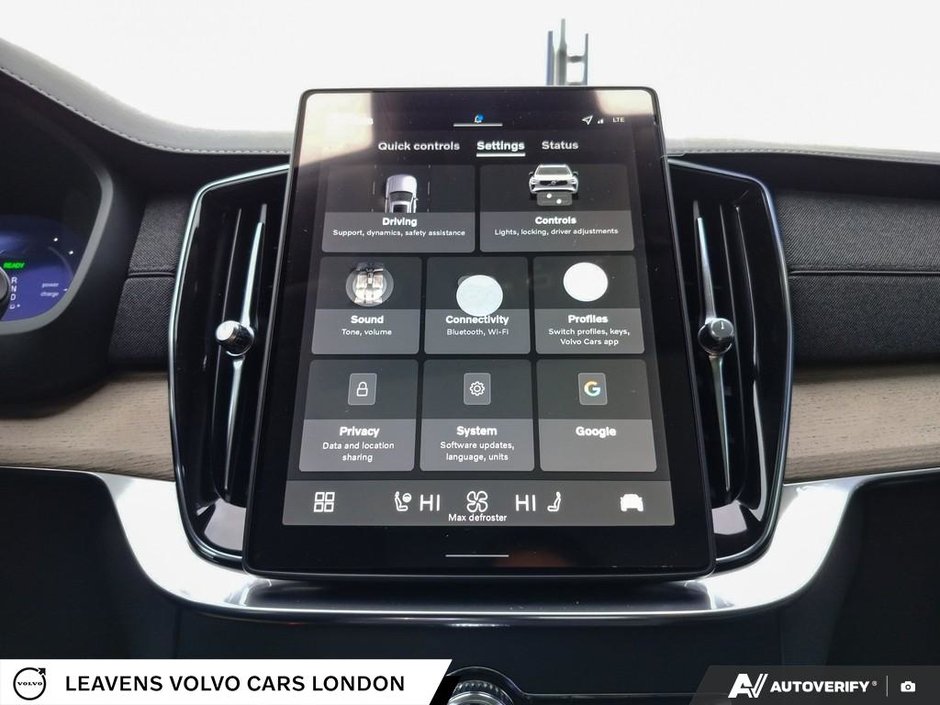 2026 Volvo XC90 PLUG-IN HYBRID PLUS DARK THEME-27
