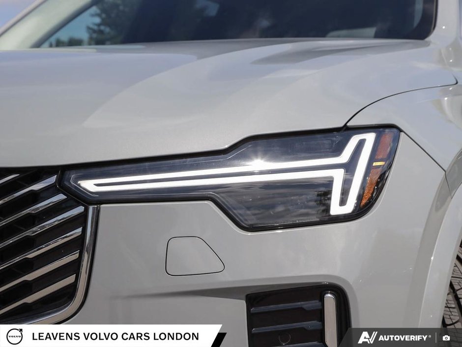 2026 Volvo XC90 PLUG-IN HYBRID PLUS BRIGHT THEME-9