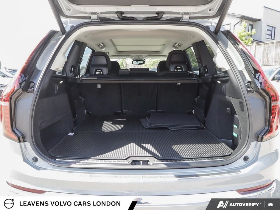 2026 Volvo XC90 PLUG-IN HYBRID PLUS BRIGHT THEME-10