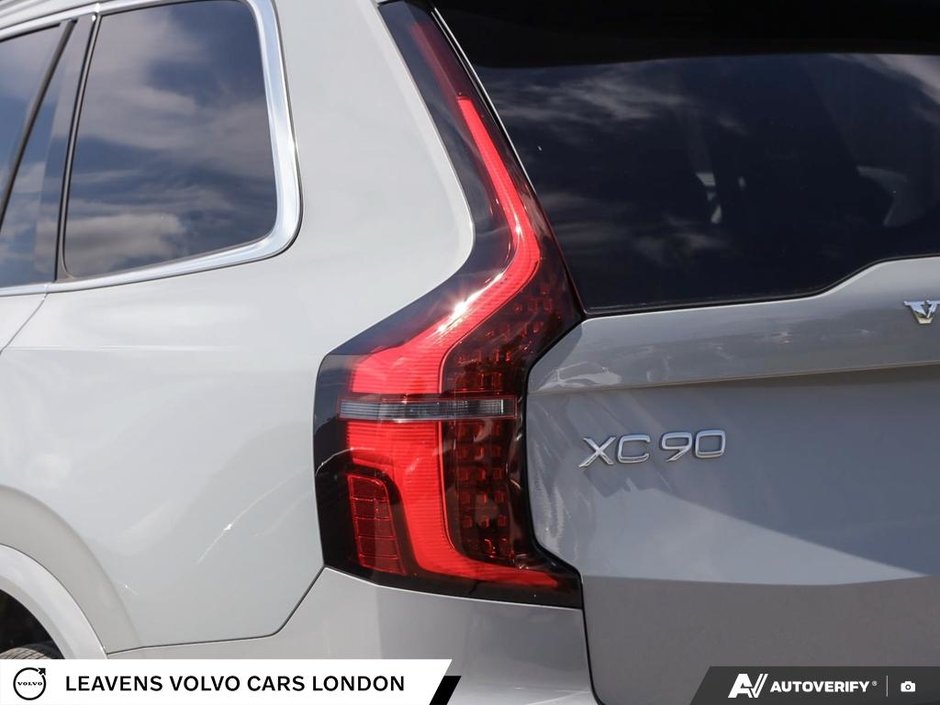 2026 Volvo XC90 PLUG-IN HYBRID PLUS BRIGHT THEME-11