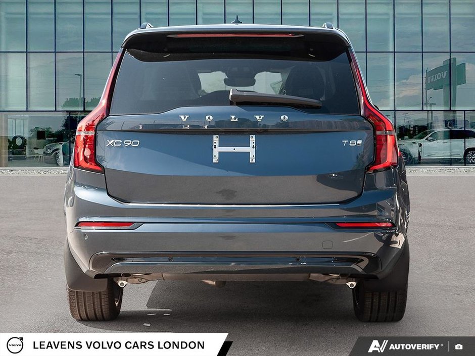 2026 Volvo XC90 PLUG-IN HYBRID PLUS DARK THEME-4