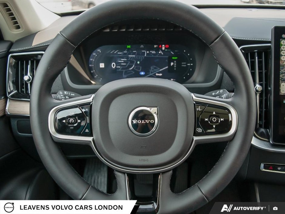 2026 Volvo XC90 PLUG-IN HYBRID PLUS DARK THEME-13