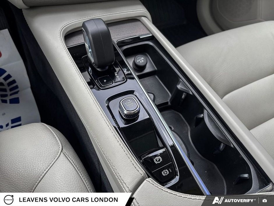 2024 Volvo XC90 RECHARGE PLUS BRIGHT THEME-17