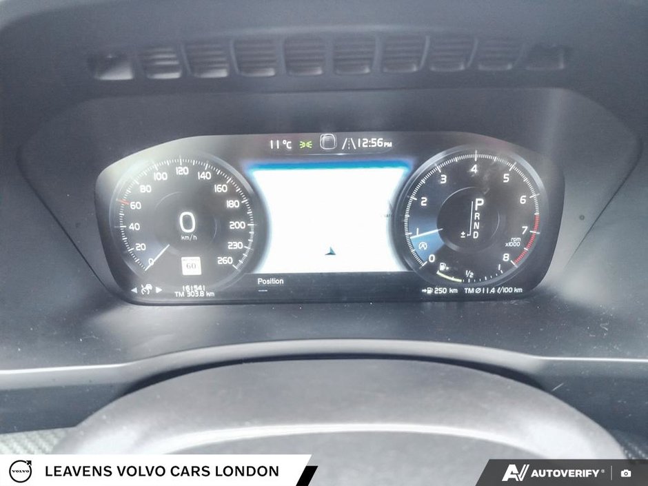 2016 Volvo XC90 T6 R-DESIGN-14