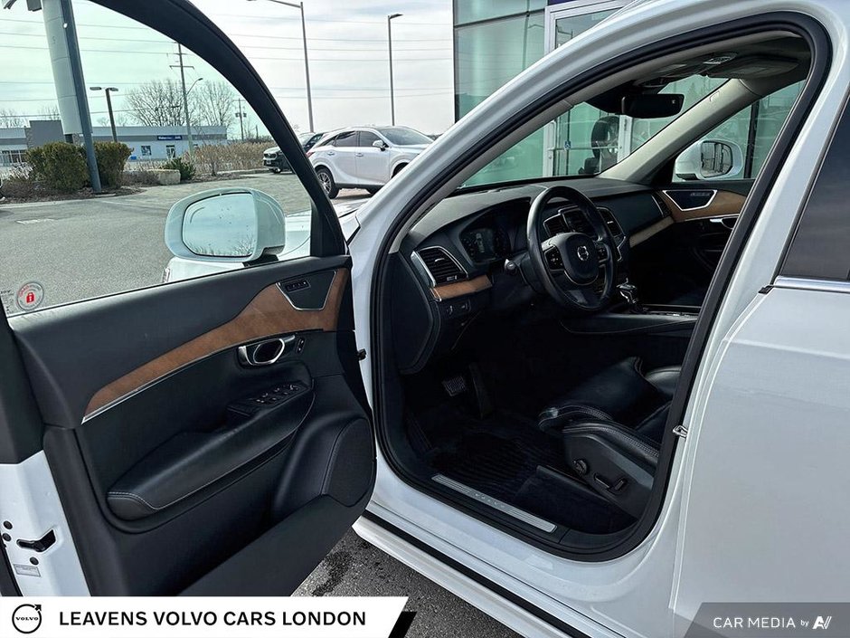 2018 Volvo XC90 INSCRIPTION-28
