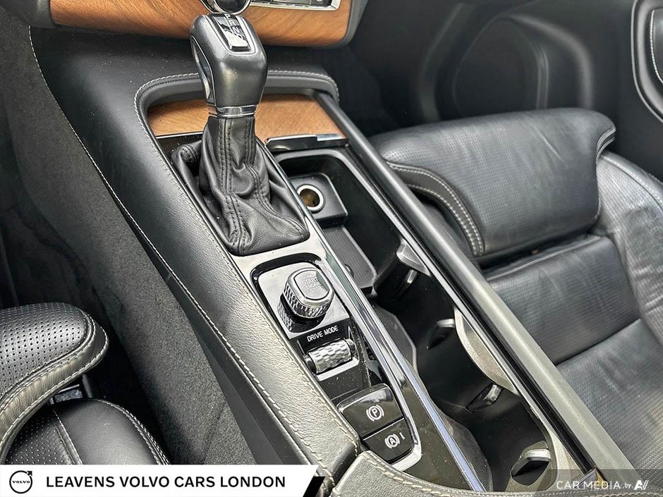 2018 Volvo XC90 INSCRIPTION-22