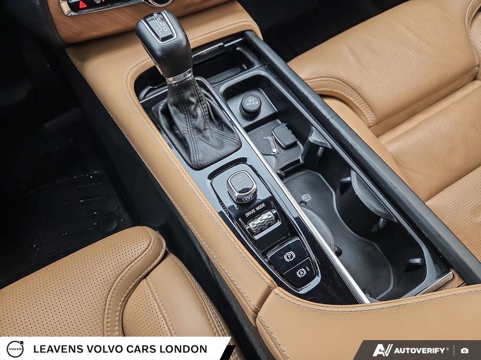 2018 Volvo XC90 INSCRIPTION-17