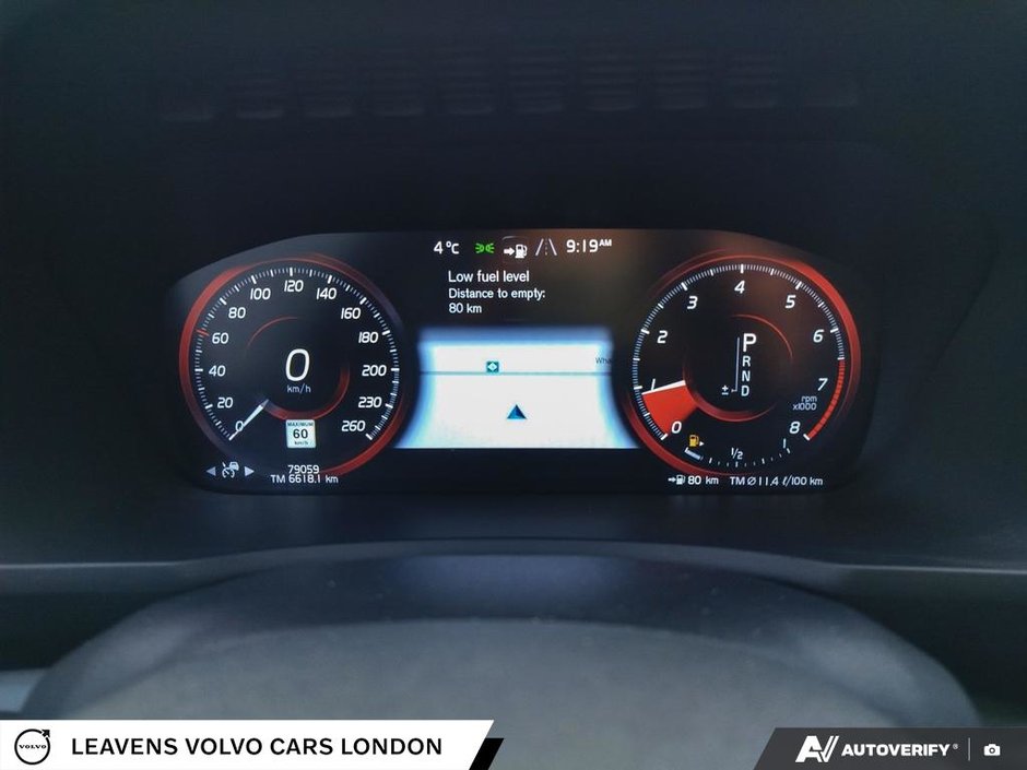 2020 Volvo XC90 MOMENTUM-14