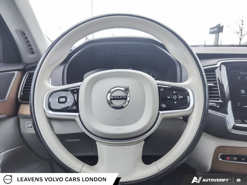 2020 Volvo XC90 MOMENTUM-13