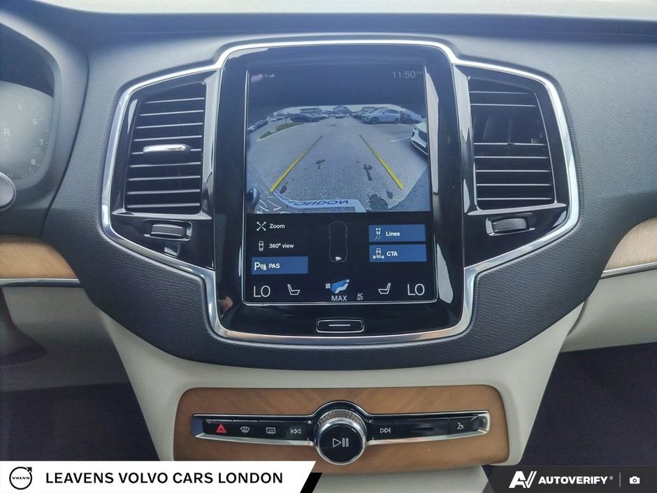 2020 Volvo XC90 MOMENTUM-18